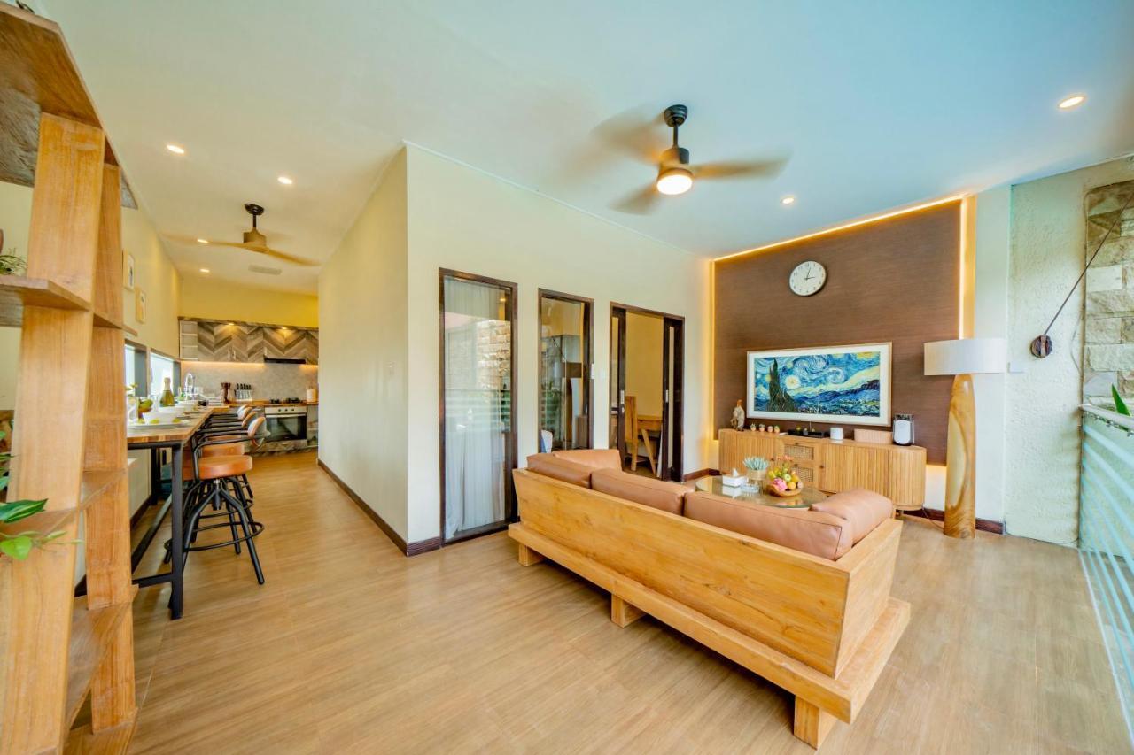 Domino - *new* Luxurious 2br W/ Pool @central Villa