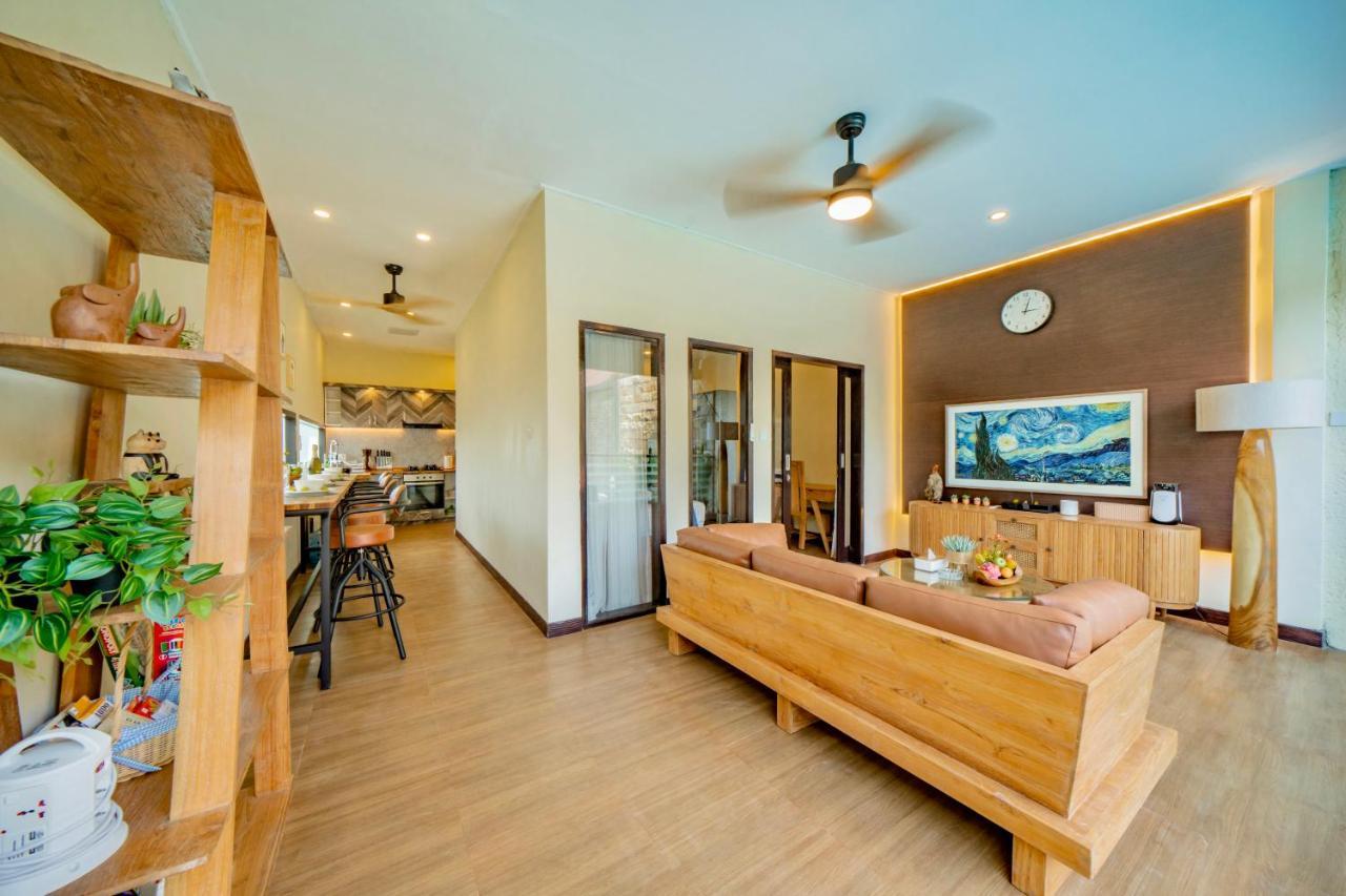 Domino - *new* Luxurious 2br W/ Pool @central Seminyak (Bali)