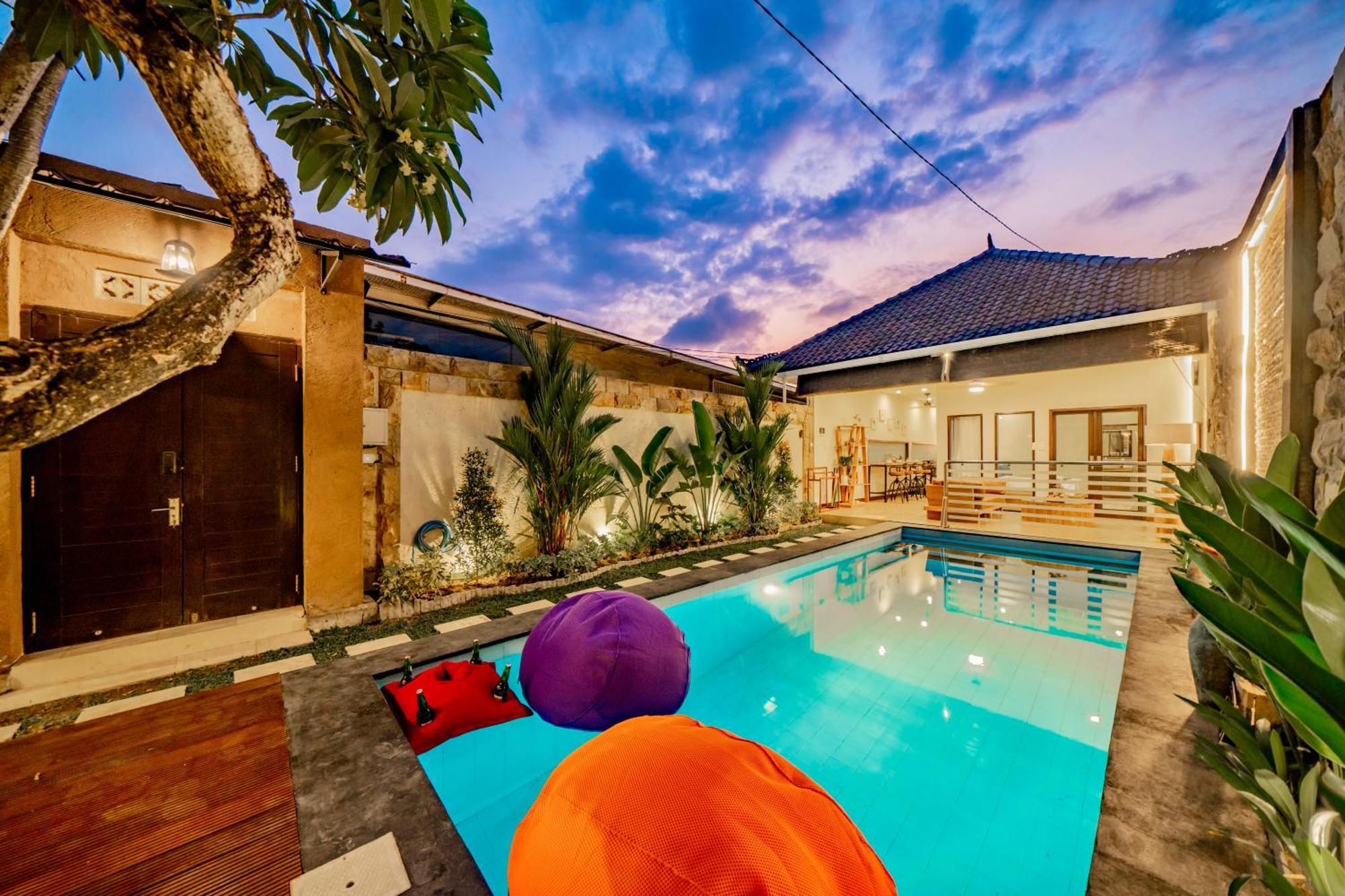 Domino - *new* Luxurious 2br W/ Pool @central Villa Seminyak (Bali)