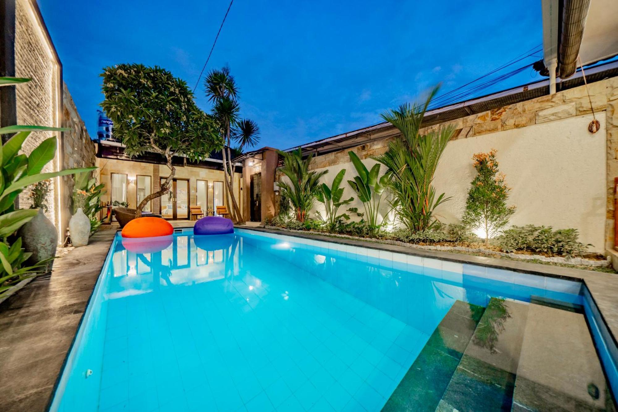Domino - *new* Luxurious 2br W/ Pool @central *