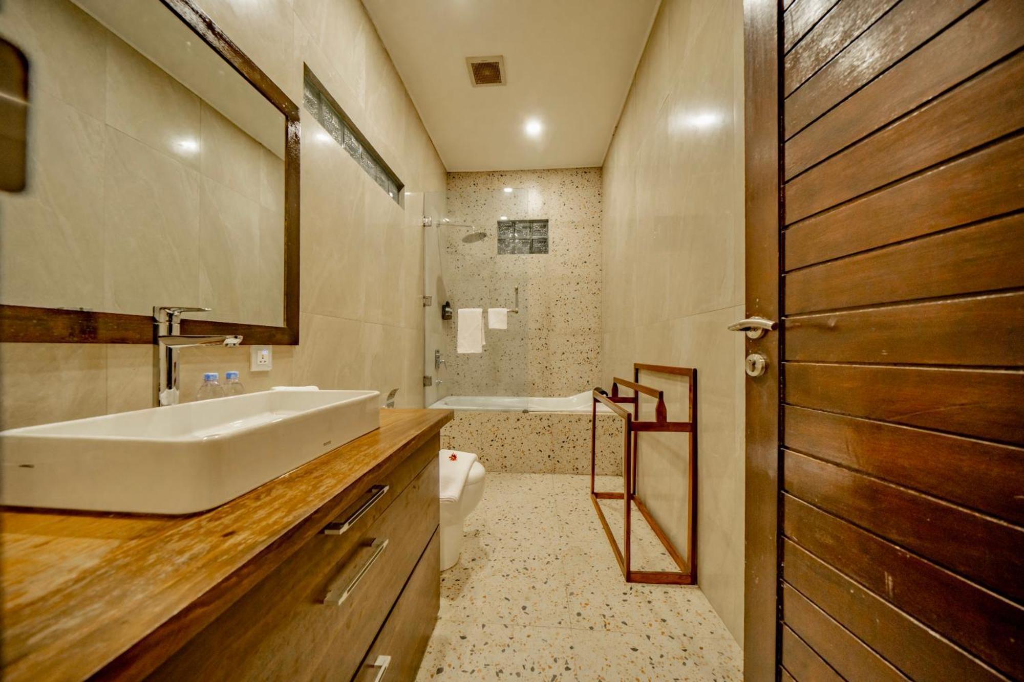 Domino - *new* Luxurious 2br W/ Pool @central Villa *