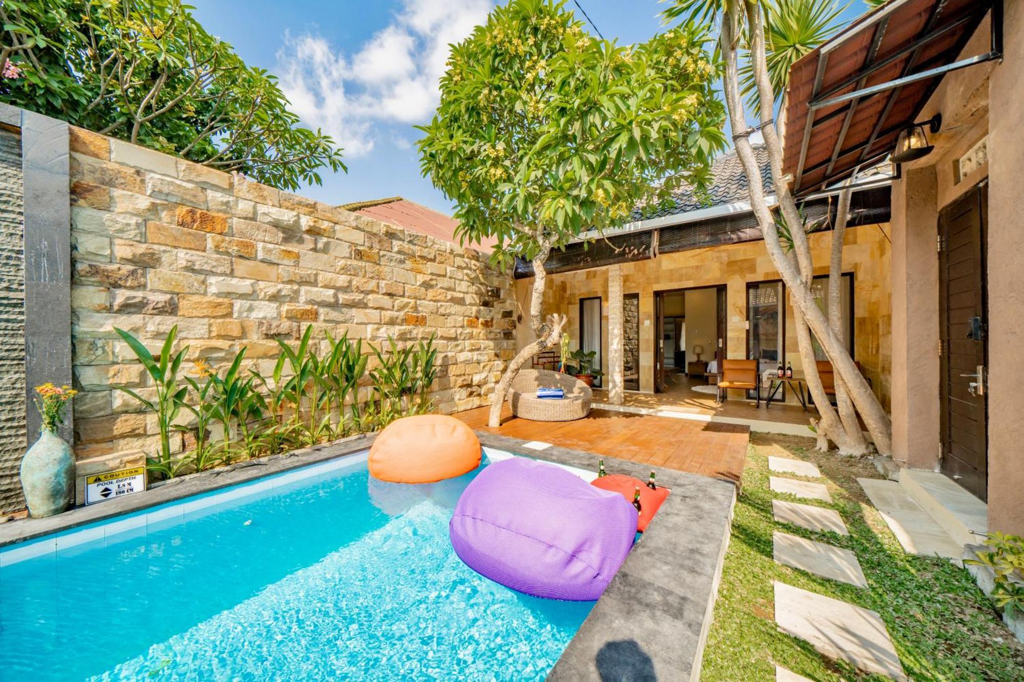 Domino - *new* Luxurious 2br W/ Pool @central Seminyak (Bali)