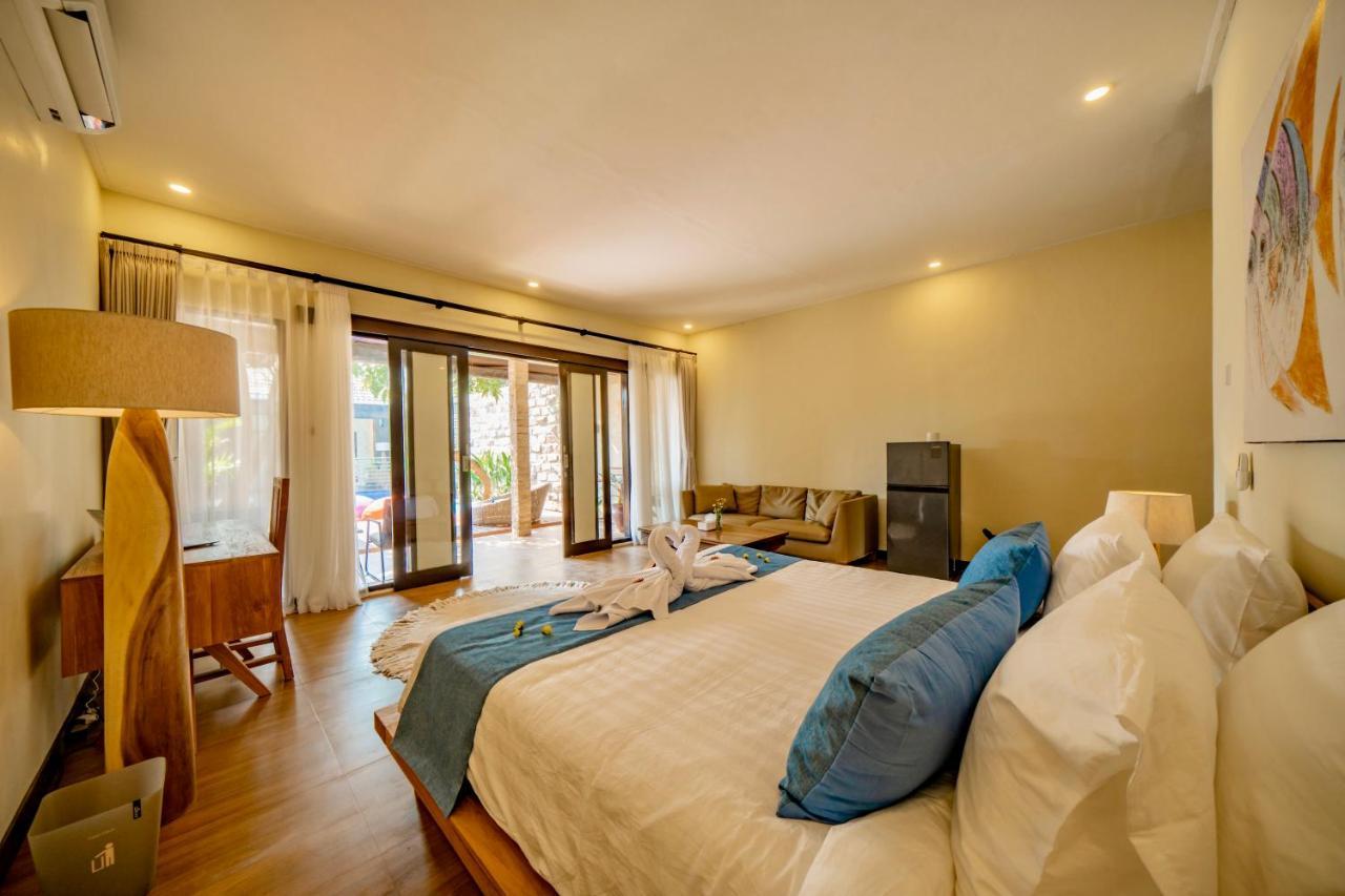 Domino - *new* Luxurious 2br W/ Pool @central Seminyak (Bali)