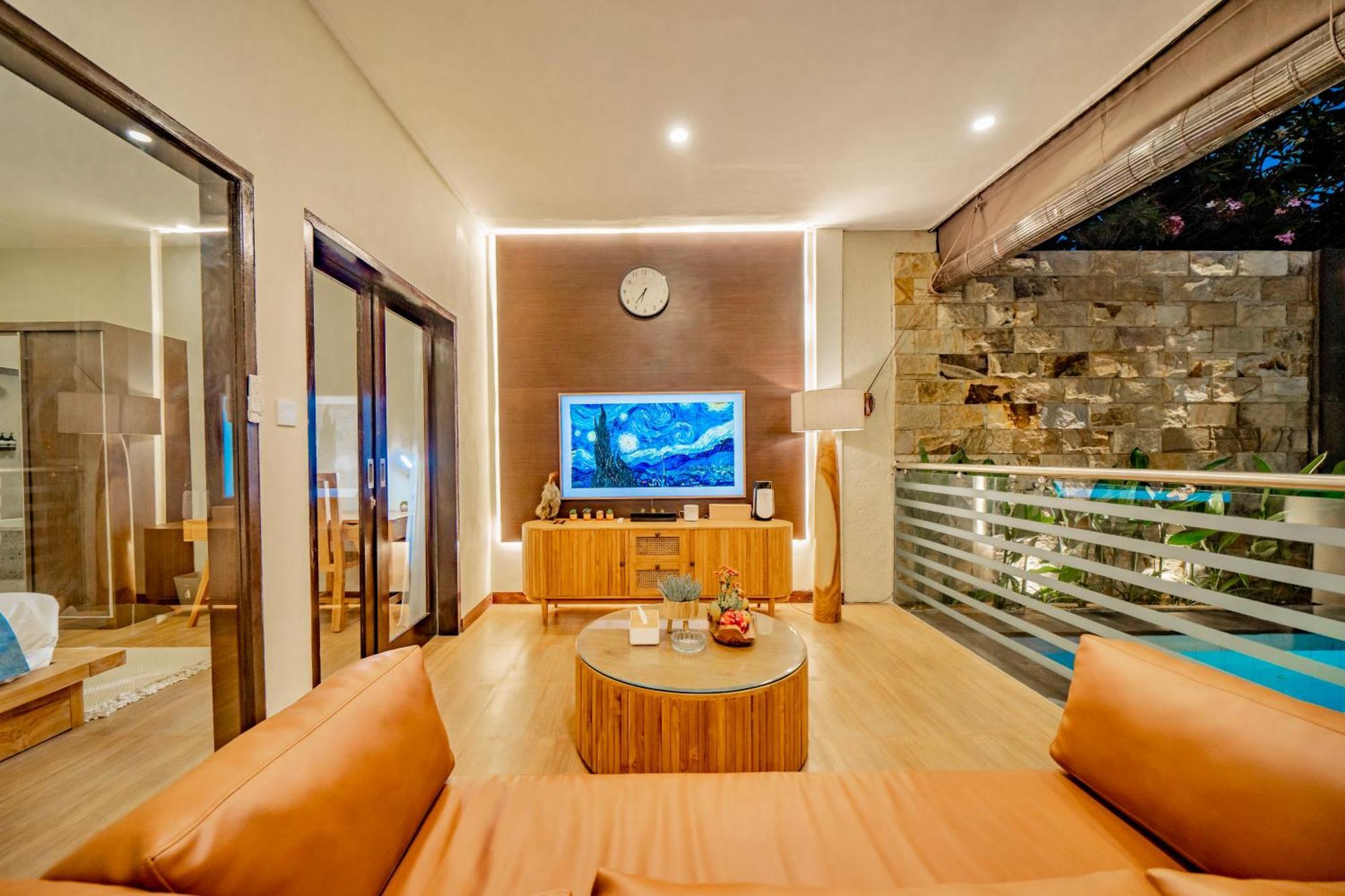 Domino - *new* Luxurious 2br W/ Pool @central Villa