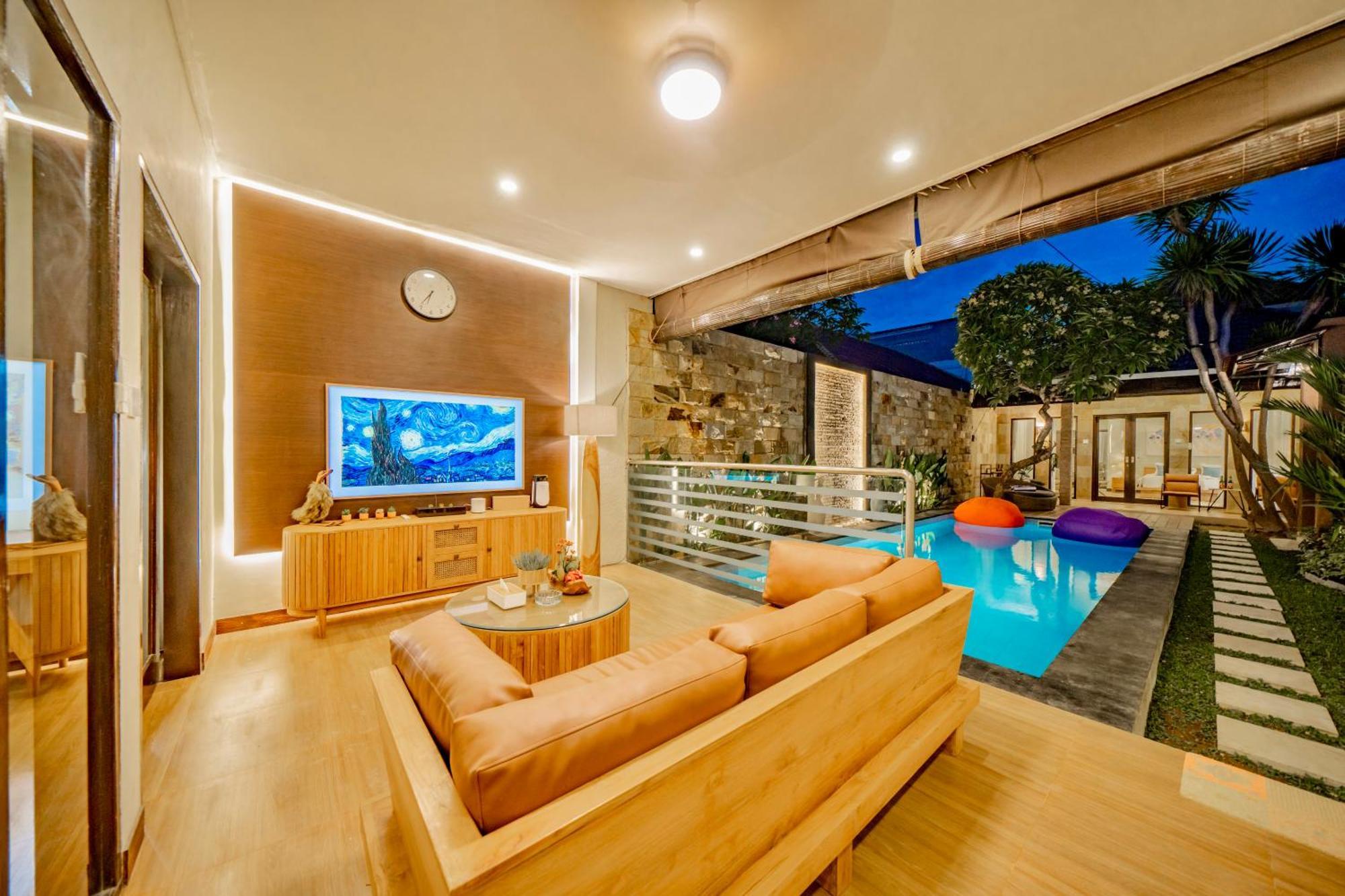 Domino - *new* Luxurious 2br W/ Pool @central * Seminyak (Bali)